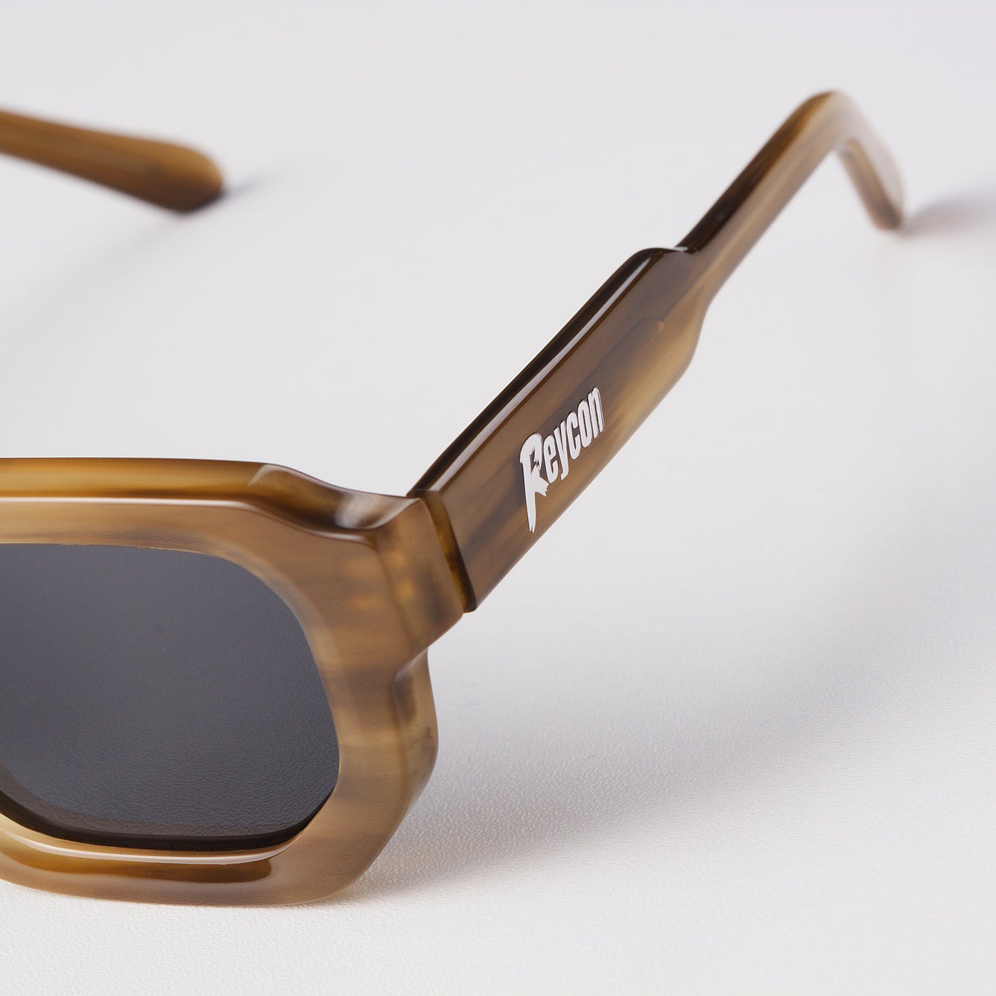 STEEZY WOODS